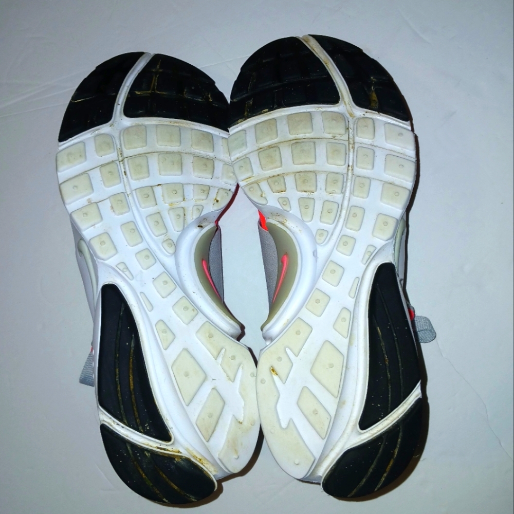 Nike Presto Extreme Girls Shoes..5 - Picture 7 of 7